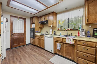 758 Summit Loop, Grants Pass, OR 97527 - Photo 25