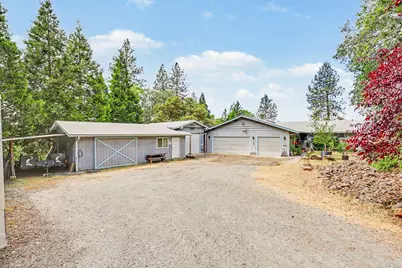 758 Summit Loop, Grants Pass, OR 97527 - Photo 39