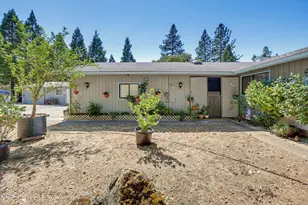 758 Summit Loop, Grants Pass, OR 97527 - Photo 39