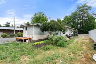 2921 Table Rock Rd, Medford, OR 97501 - Photo 5