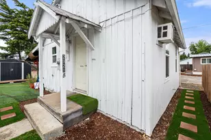 2921 Table Rock Rd, Medford, OR 97501 - Photo 7