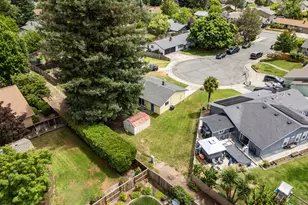 1950 NW Michelle Way, Grants Pass, OR 97526 - Photo 41