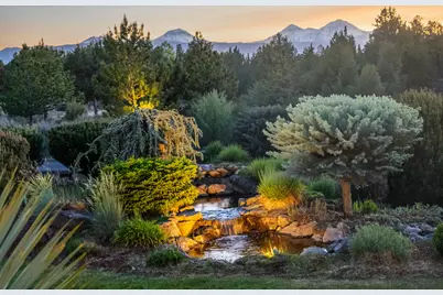 64145 Hunnell Road, Bend, OR 97703 - Photo 39