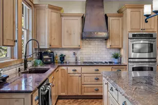 64145 Hunnell Rd, Bend, OR 97703 - Photo 15