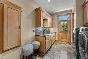 64145 Hunnell Rd, Bend, OR 97703 - Photo 37