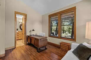 64145 Hunnell Rd, Bend, OR 97703 - Photo 35