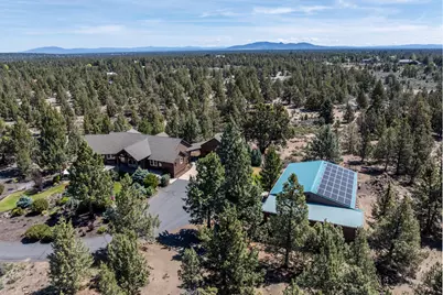 64145 Hunnell Road, Bend, OR 97703 - Photo 43