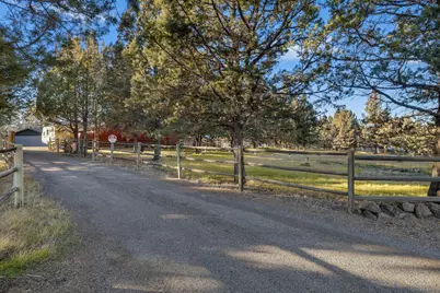 63425 Deschutes Market Road, Bend, OR 97701 - Photo 3