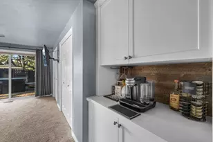 63425 Deschutes Market Rd, Bend, OR 97701 - Photo 21