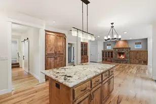 1098 NW Stannium Rd, Bend, OR 97703 - Photo 11