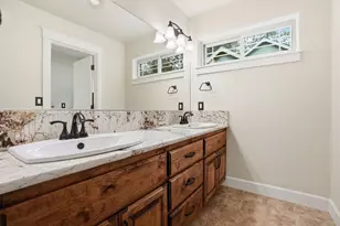 1098 NW Stannium Rd, Bend, OR 97703 - Photo 25