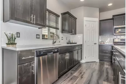 20560 Kira Drive #371, Bend, OR 97702 - Photo 9