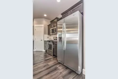 20560 Kira Drive #371, Bend, OR 97702 - Photo 7