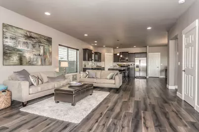 20560 Kira Drive #371, Bend, OR 97702 - Photo 5