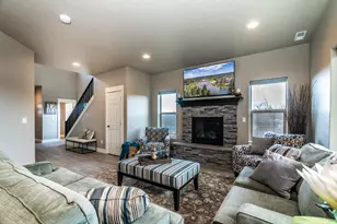 20568 Kira Dr, Bend, OR 97702 - Photo 11