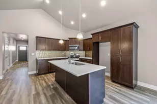 20587 SE Nina Ave, Bend, OR 97702 - Photo 13