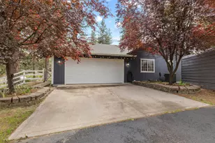16320 Hillcrest Rd, Klamath Falls, OR 97603 - Photo 5
