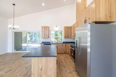 417 Rilynn Lane, Cave Junction, OR 97523 - Photo 7