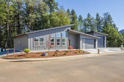 417 Rilynn Lane, Cave Junction, OR 97523 - Photo 3