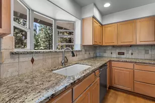 58042 Siskin Ln, Sunriver, OR 97707 - Photo 11