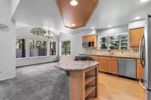 58042 Siskin Ln, Sunriver, OR 97707 - Photo 13
