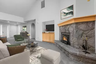 58042 Siskin Ln, Sunriver, OR 97707 - Photo 7