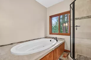 2365 Eastside Rd, Jacksonville, OR 97530 - Photo 27