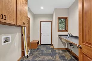 2365 Eastside Rd, Jacksonville, OR 97530 - Photo 37