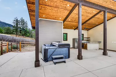 2365 Eastside Road, Jacksonville, OR 97530 - Photo 49