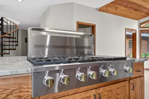 2365 Eastside Rd, Jacksonville, OR 97530 - Photo 11