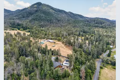 2365 Eastside Road, Jacksonville, OR 97530 - Photo 57