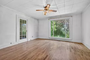 324 Liberty St, Ashland, OR 97520 - Photo 7