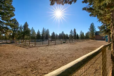 16443 Dea Drive, Bend, OR 97703 - Photo 9