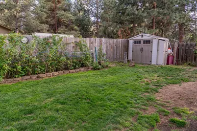 21025 Denning Drive, Bend, OR 97702 - Photo 25