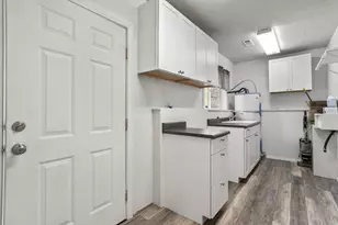 1305 Butte Falls Hwy, Eagle Point, OR 97524 - Photo 19