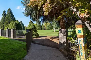 3153 Pepperwood Dr, Medford, OR 97504 - Photo 25