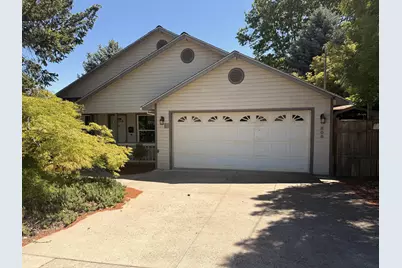 808 N Keene Way Drive, Medford, OR 97504 - Photo 1