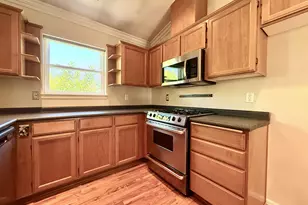 808 N Keene Way Dr, Medford, OR 97504 - Photo 7