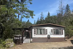 705 Hyde Park Rd, Grants Pass, OR 97527 - Photo 1
