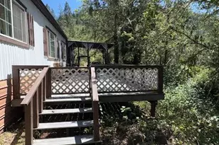 705 Hyde Park Rd, Grants Pass, OR 97527 - Photo 23