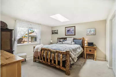 2020 NE Hall Circle, Bend, OR 97701 - Photo 13