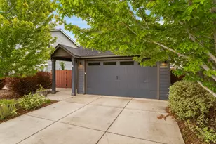 62856 NE Nolan St, Bend, OR 97701 - Photo 3