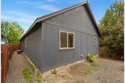 62856 NE Nolan Street, Bend, OR 97701 - Photo 35