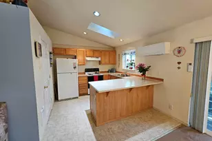 369 E St Helens Ave, Sisters, OR 97759 - Photo 5