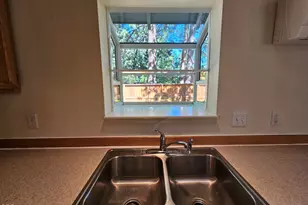 369 E St Helens Ave, Sisters, OR 97759 - Photo 9