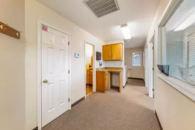 735 SE 7th Street, Grants Pass, OR 97526 - Photo 51