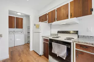 8703 NE Sacramento St, Portland, OR 97220 - Photo 11