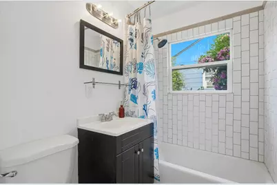 8703 NE Sacramento Street, Portland, OR 97220 - Photo 21