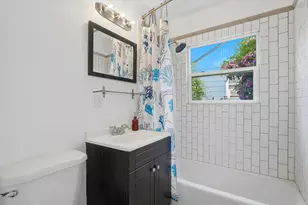 8703 NE Sacramento St, Portland, OR 97220 - Photo 21