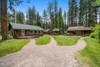 13375 SW Forest Service Road #10, U1, Camp Sherman, OR 97730 - Photo 3